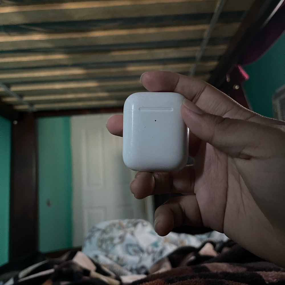 AirPods